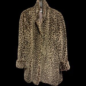 Leopard Faux Fur Coat 🐆
